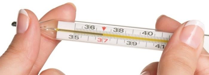 Vì sao bị sốt? Có hiện tượng sốt 37 độ hay không? | Medlatec