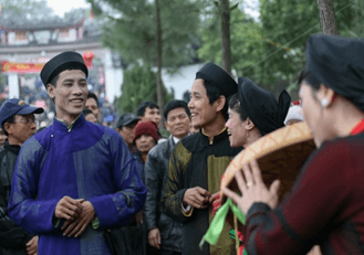 Giáo án Lịch Sử và Địa Lí lớp 4 Cánh diều Bài 19: Dân cư, hoạt động sản xuất và một số nét văn hóa ở vùng Nam Bộ